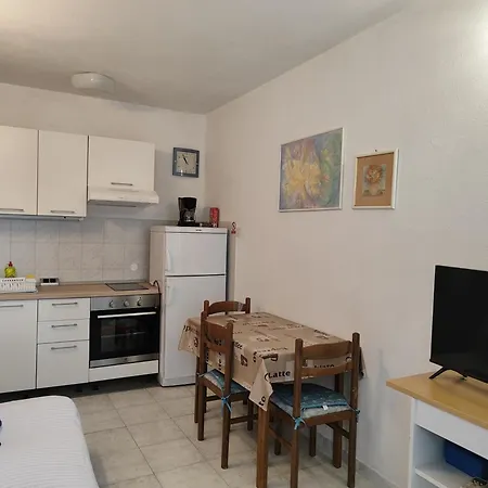 公寓 Lida 罗戈兹尼察