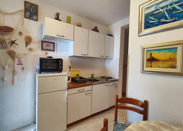 Lida * Rogoznica (Sibenik-Knin)